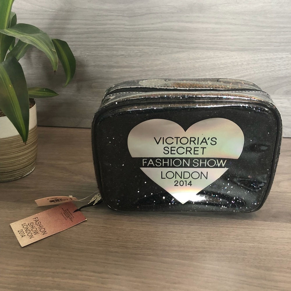 Victoria’s Secret fashion show 2014 makeup/cosmetic case